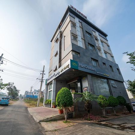 Hotel J N Stay Mysore - 12 Minutes To Mysore Palace Εξωτερικό φωτογραφία